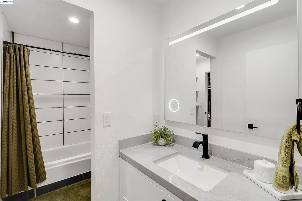 5025 Valley Crest Drive Concord CA 94521