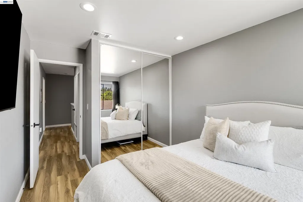 5025 Valley Crest Drive Concord CA 94521