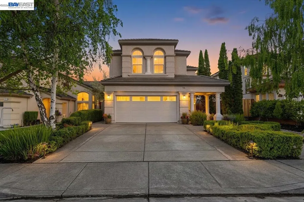 7900 Pineville Circle Castro Valley CA 94552