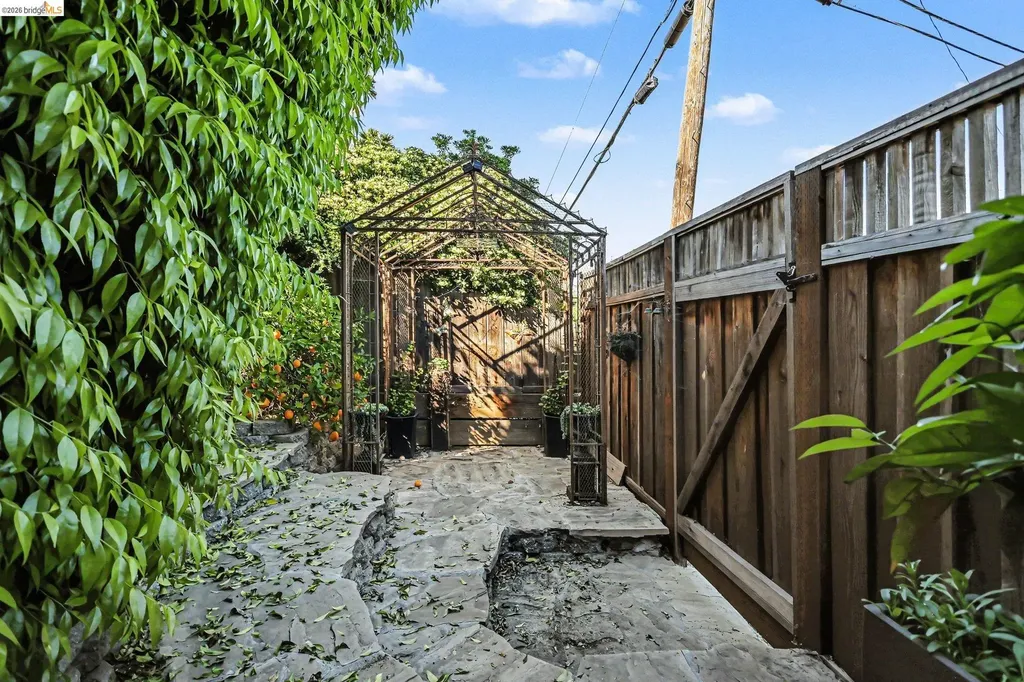 5849 Mitchell Canyon Court Clayton CA 94517