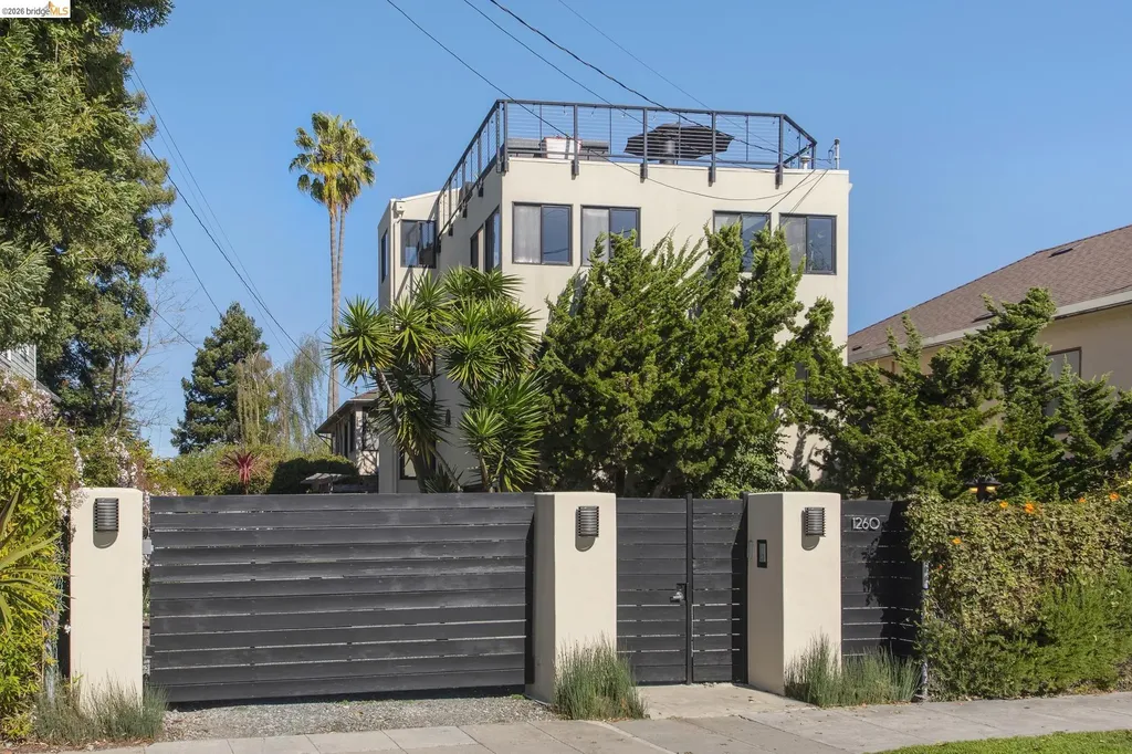 Emeryville CA, 1260 63RD Street