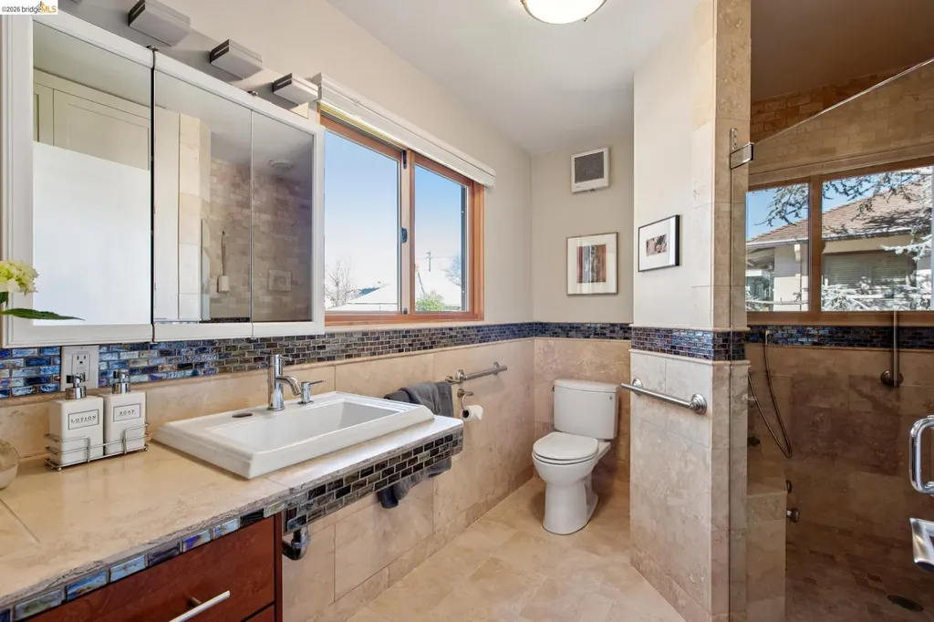 1260 63rd Street Emeryville CA 94608