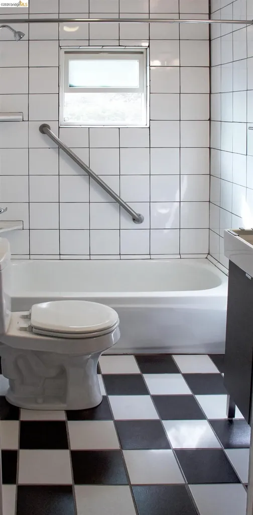 1260 63rd Street Emeryville CA 94608