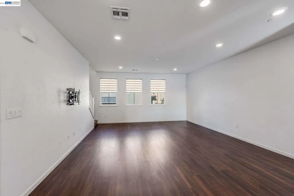 6914 Geyserville Street Dublin CA 94568