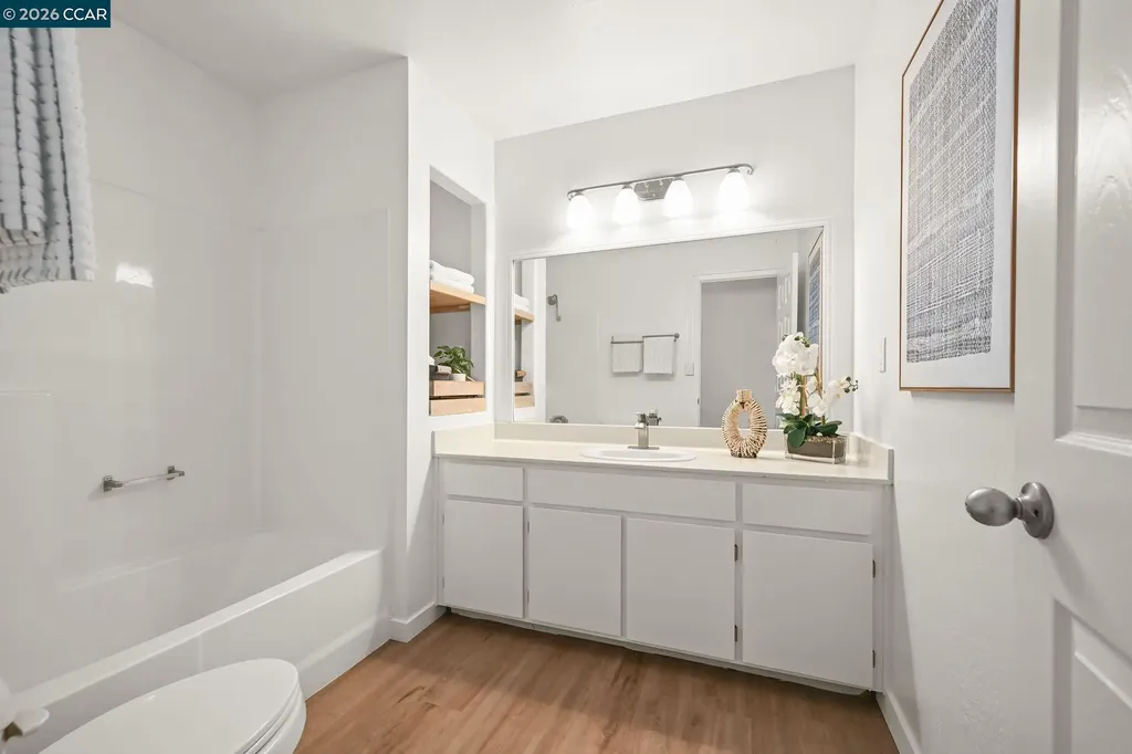 523 Thistle Circle Martinez CA 94553