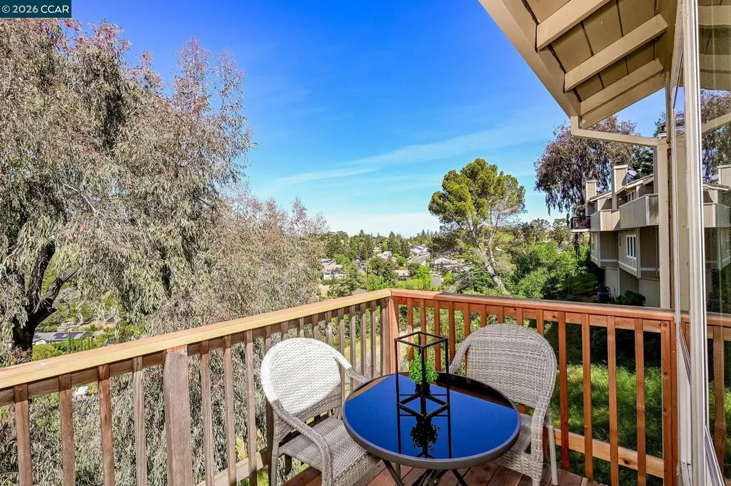 523 Thistle Circle Martinez CA 94553