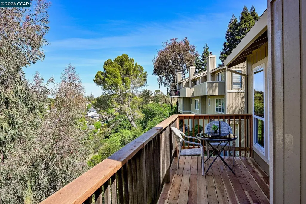 523 Thistle Circle Martinez CA 94553