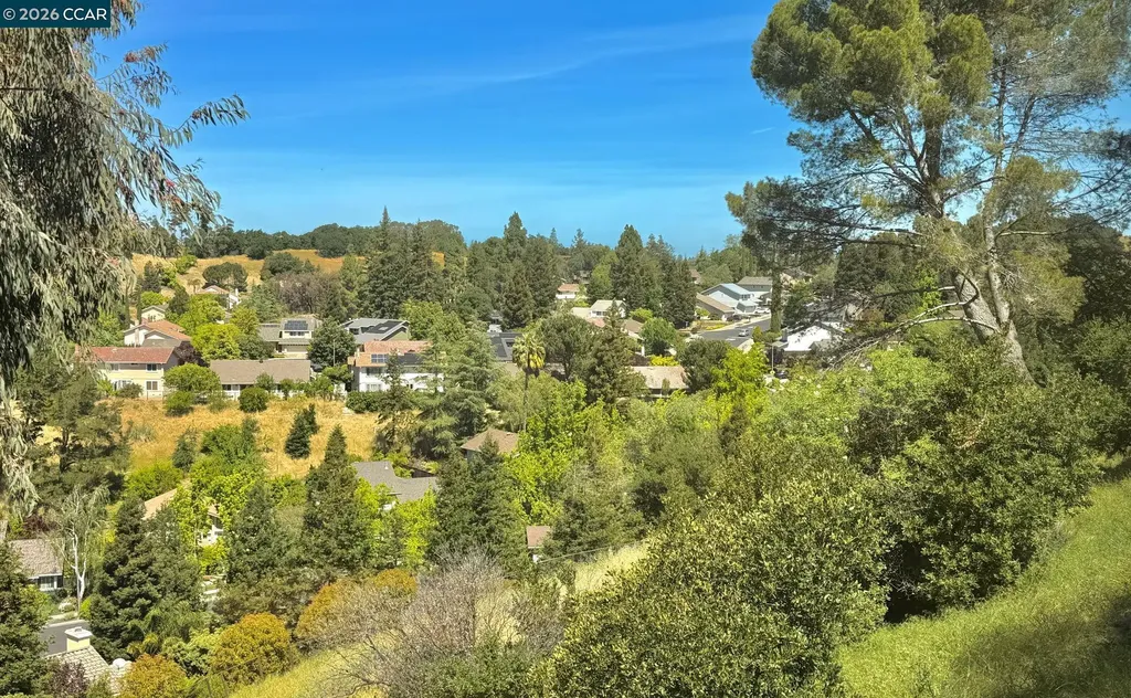 523 Thistle Circle Martinez CA 94553