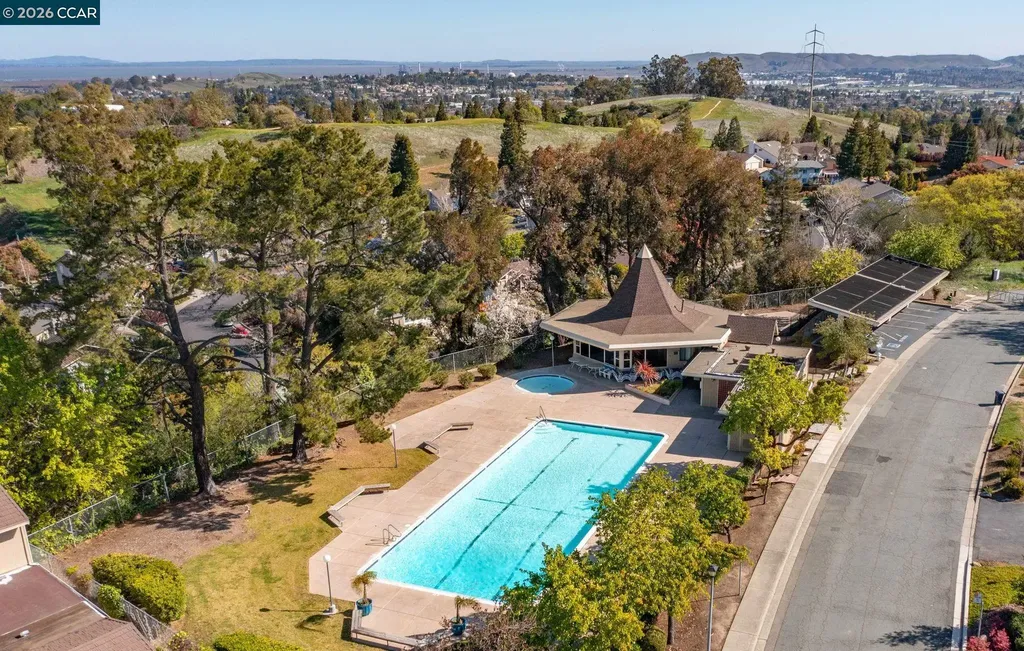 523 Thistle Circle Martinez CA 94553