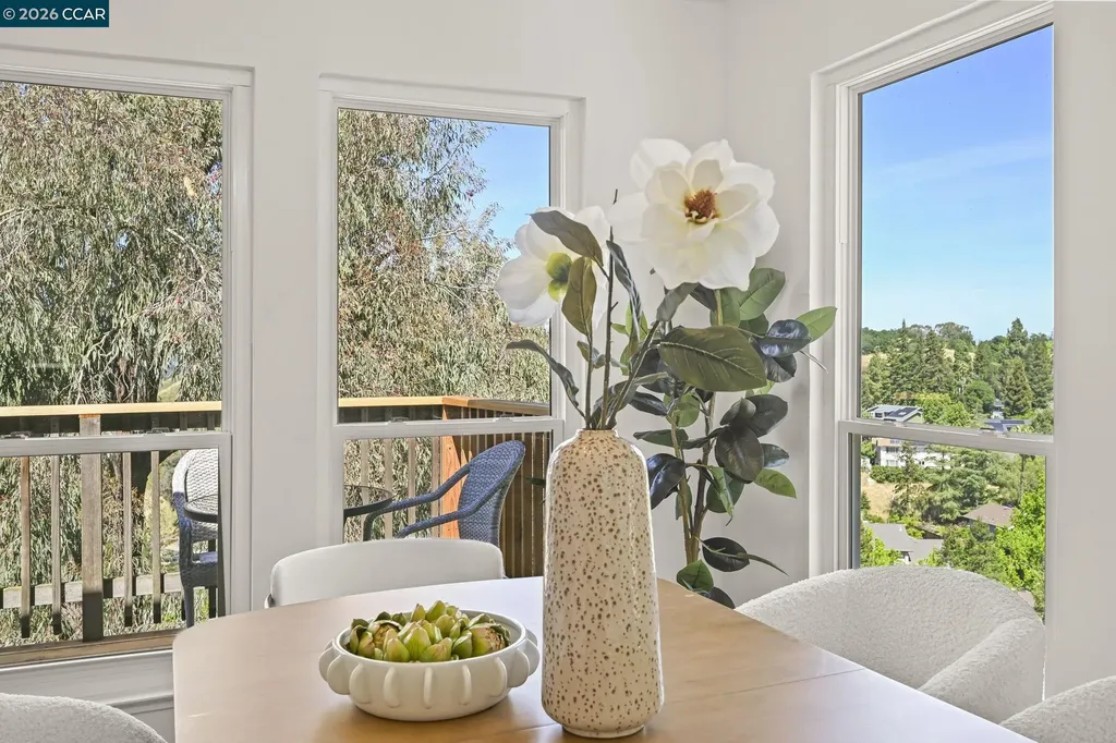 523 Thistle Circle Martinez CA 94553