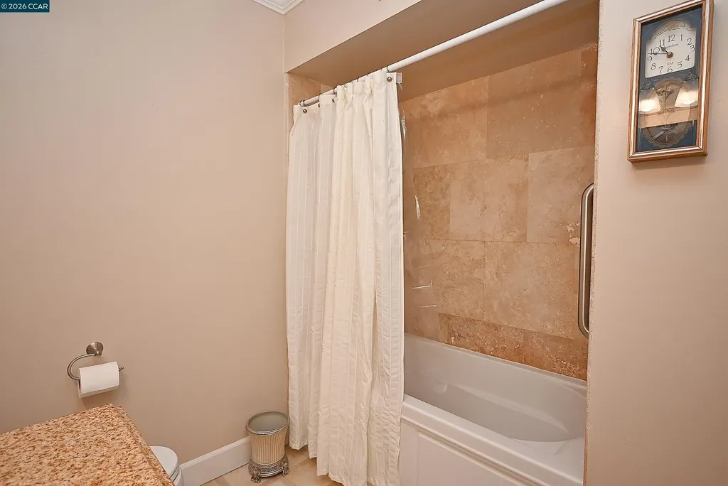 1160 Singingwood Court #5 Walnut Creek CA 94595