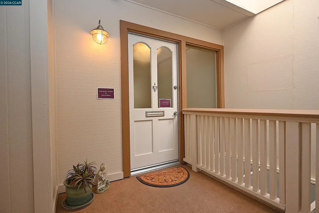 1160 Singingwood Court #5 Walnut Creek CA 94595