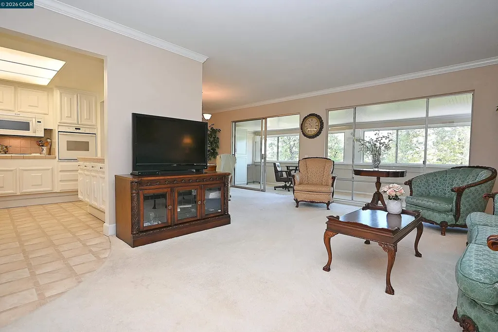 1160 Singingwood Court #5 Walnut Creek CA 94595