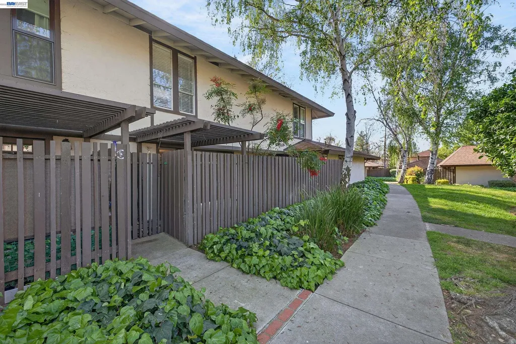 5497 Roundtree Drive Concord CA 94521