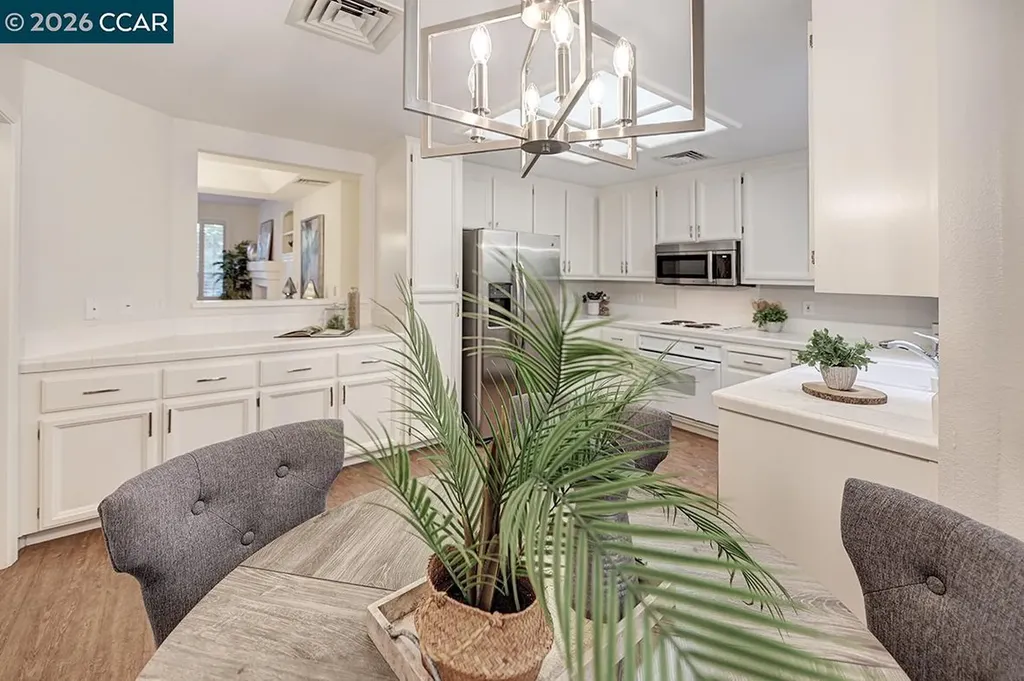 5913 Horsemans Canyon Drive Walnut Creek CA 94595