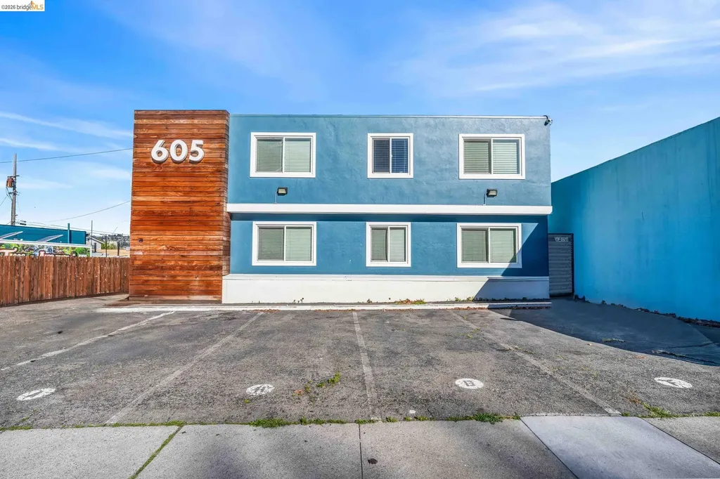 605 San Pablo Albany CA 94706