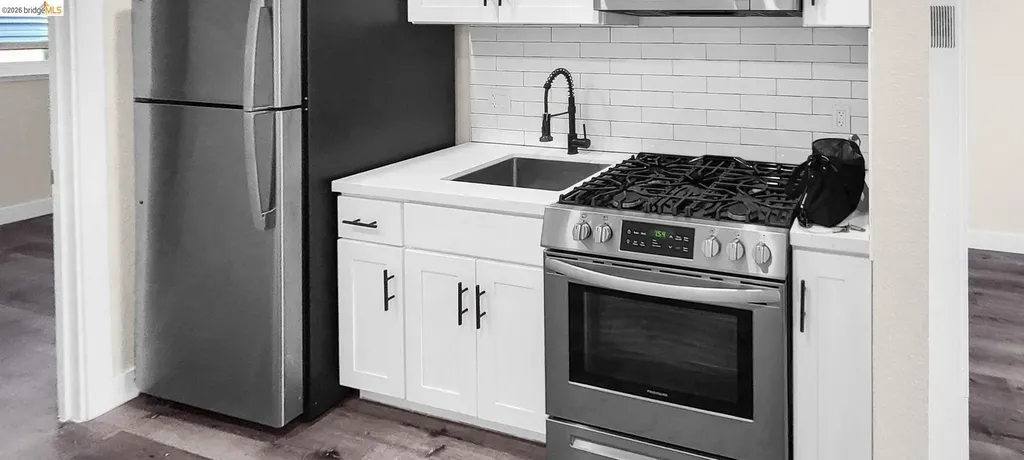 605 San Pablo Albany CA 94706