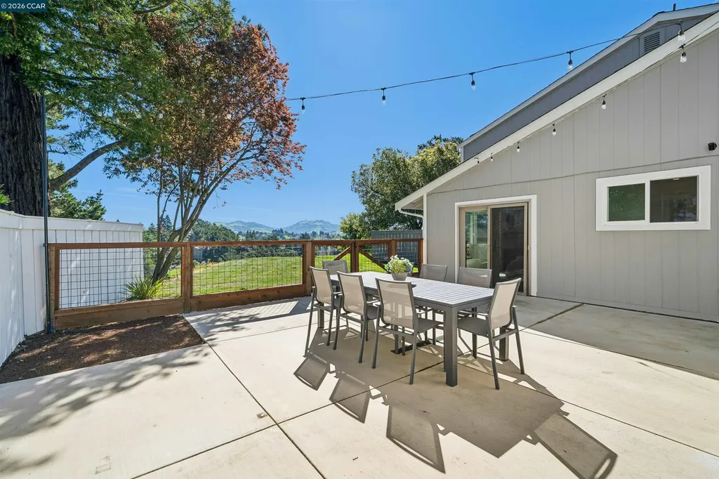 31 Ascot Place Moraga CA 94556