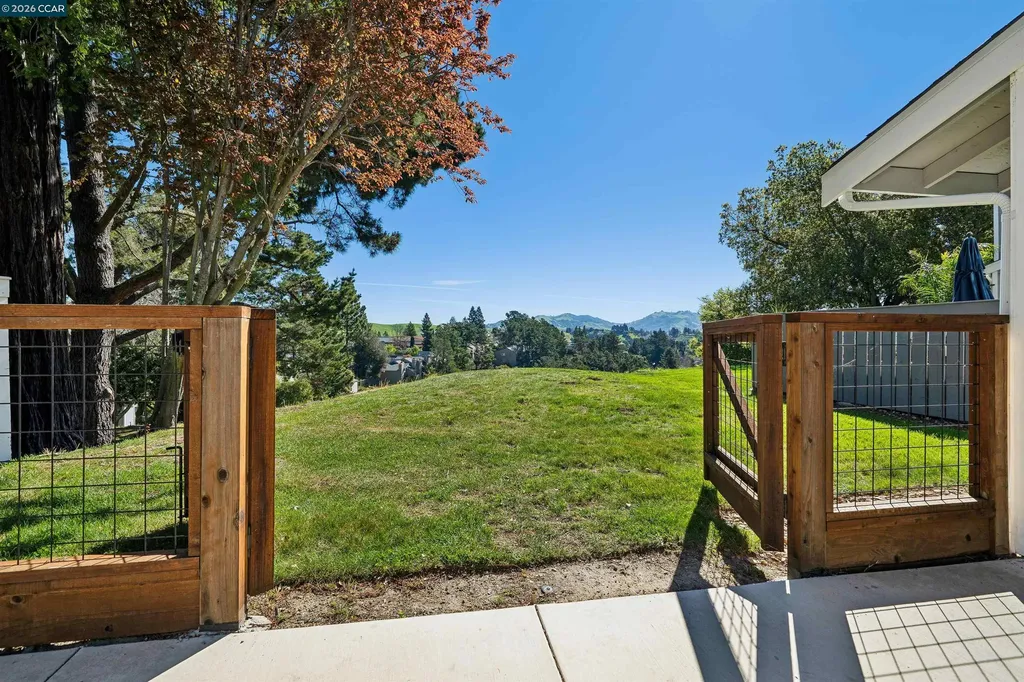 31 Ascot Place Moraga CA 94556