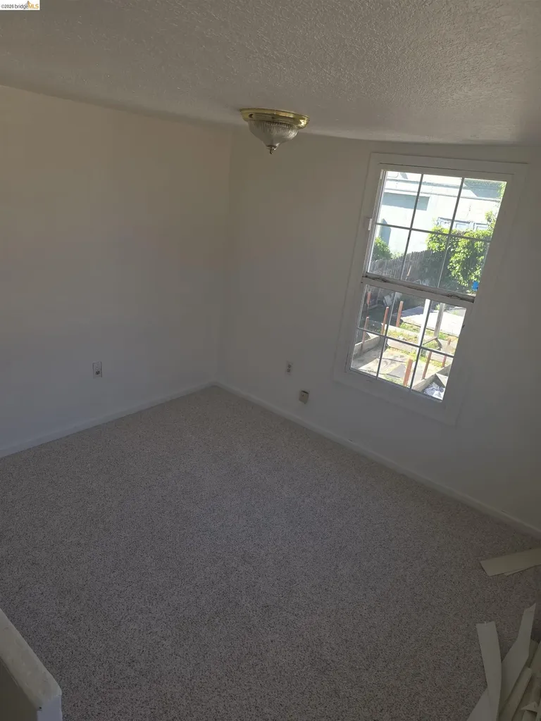 5432 Bancroft Avenue Oakland CA 94601