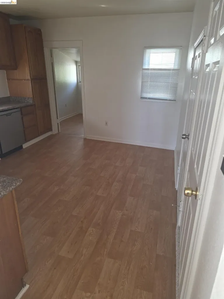 5432 Bancroft Avenue Oakland CA 94601