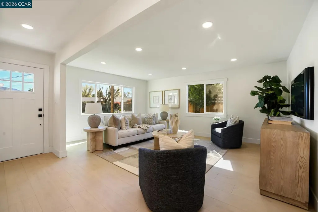 1543 Laverne Court Concord CA 94521