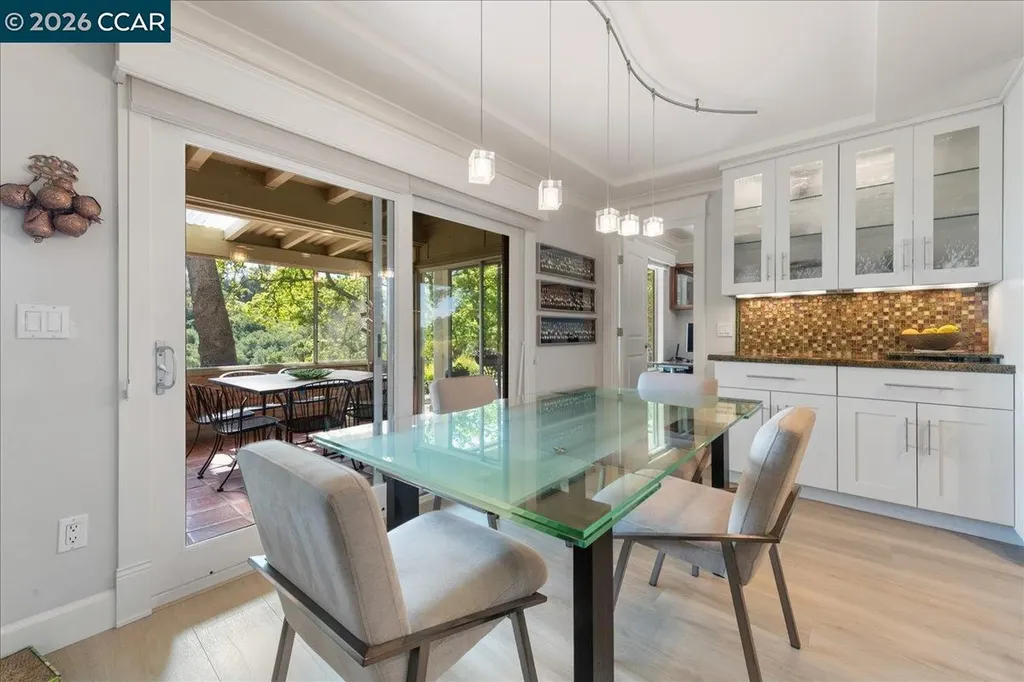 2100 Skycrest Drive Walnut Creek CA 94595