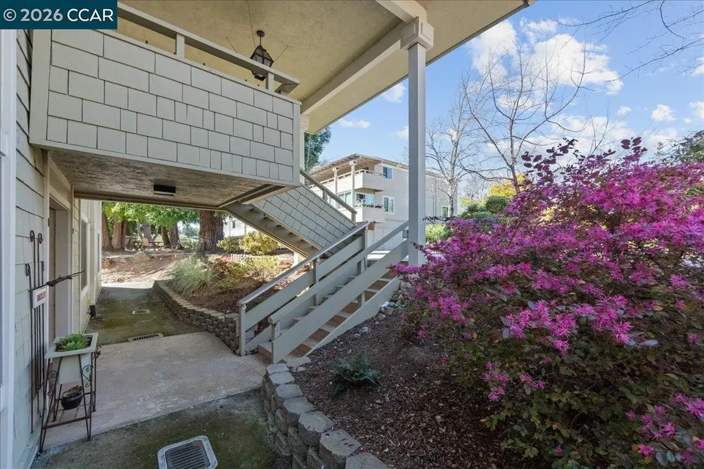 2100 Skycrest Drive Walnut Creek CA 94595
