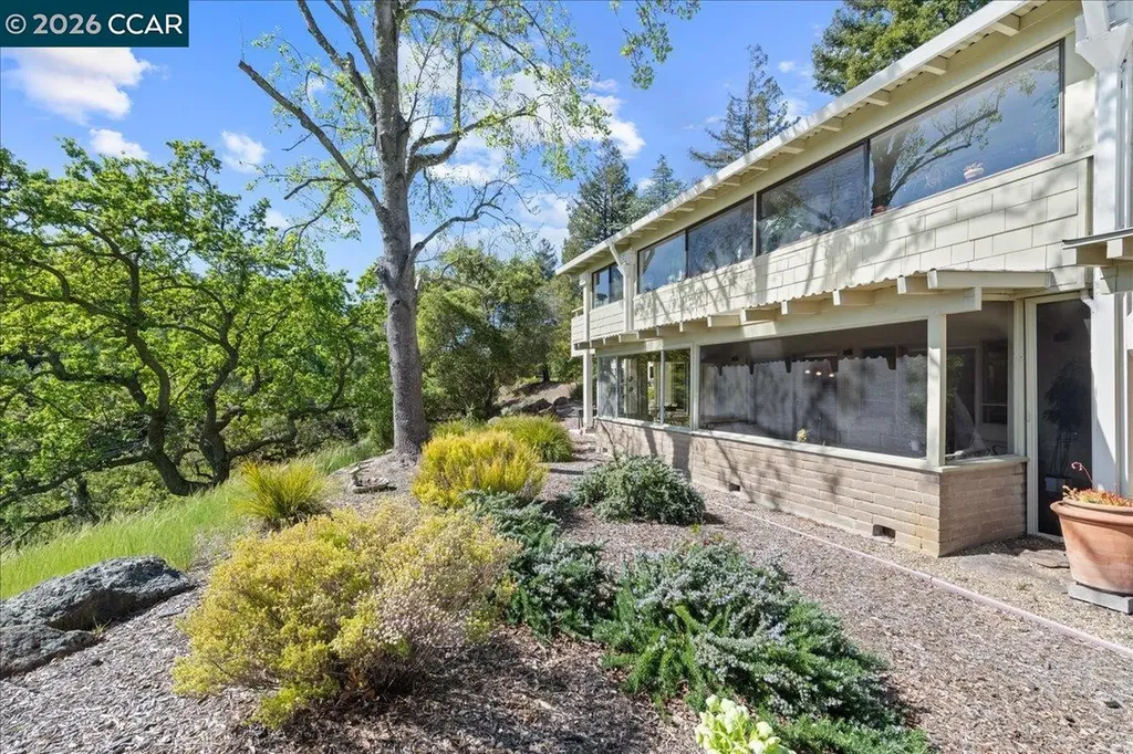 2100 Skycrest Drive Walnut Creek CA 94595