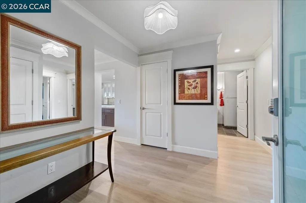2100 Skycrest Drive Walnut Creek CA 94595