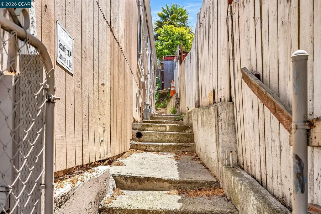 2150 35th Avenue Oakland CA 94601