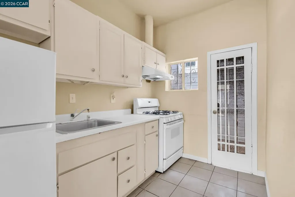 2150 35th Avenue Oakland CA 94601