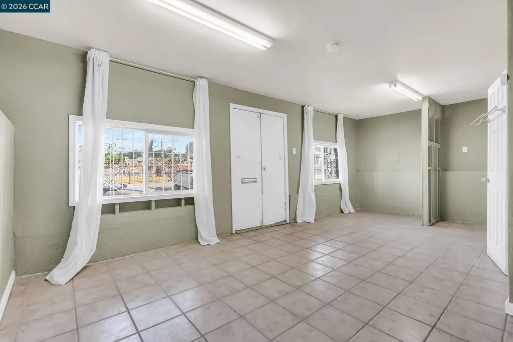 2150 35th Avenue Oakland CA 94601