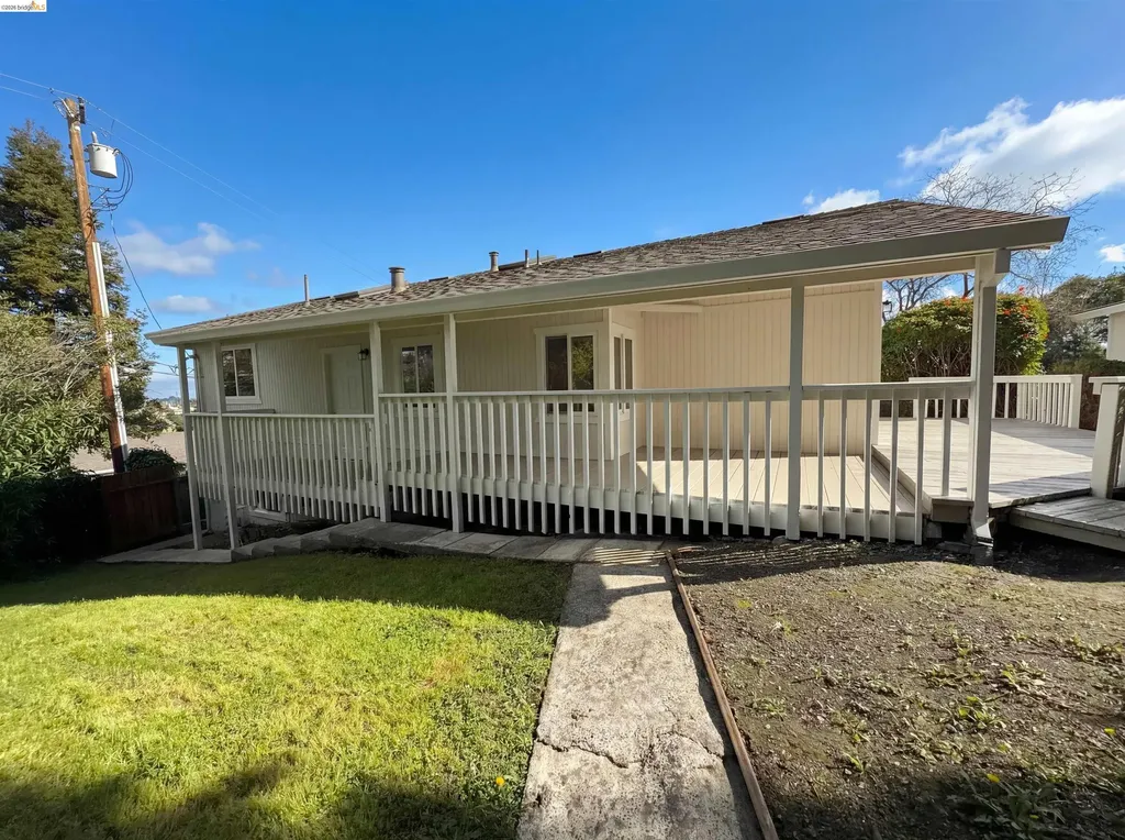 2291 Yale Street Martinez CA 94553