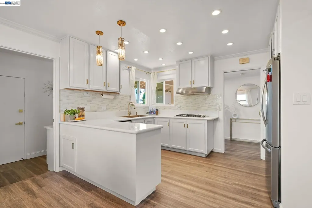35290 Farnham Drive Newark CA 94560