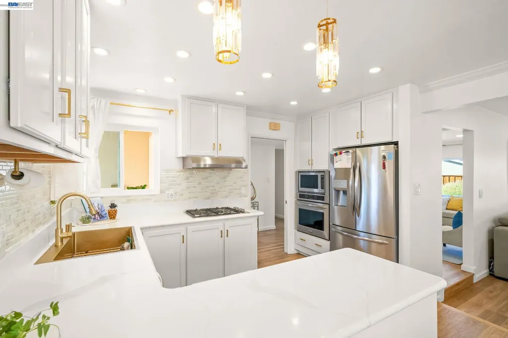 35290 Farnham Drive Newark CA 94560