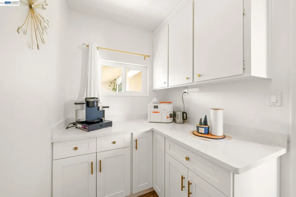 35290 Farnham Drive Newark CA 94560