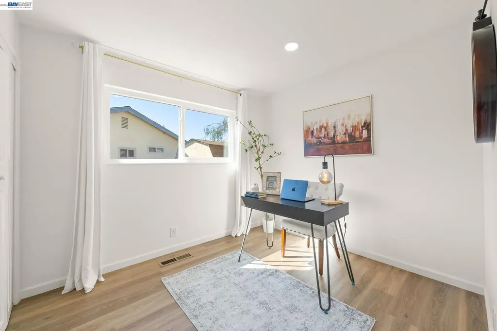 35290 Farnham Drive Newark CA 94560