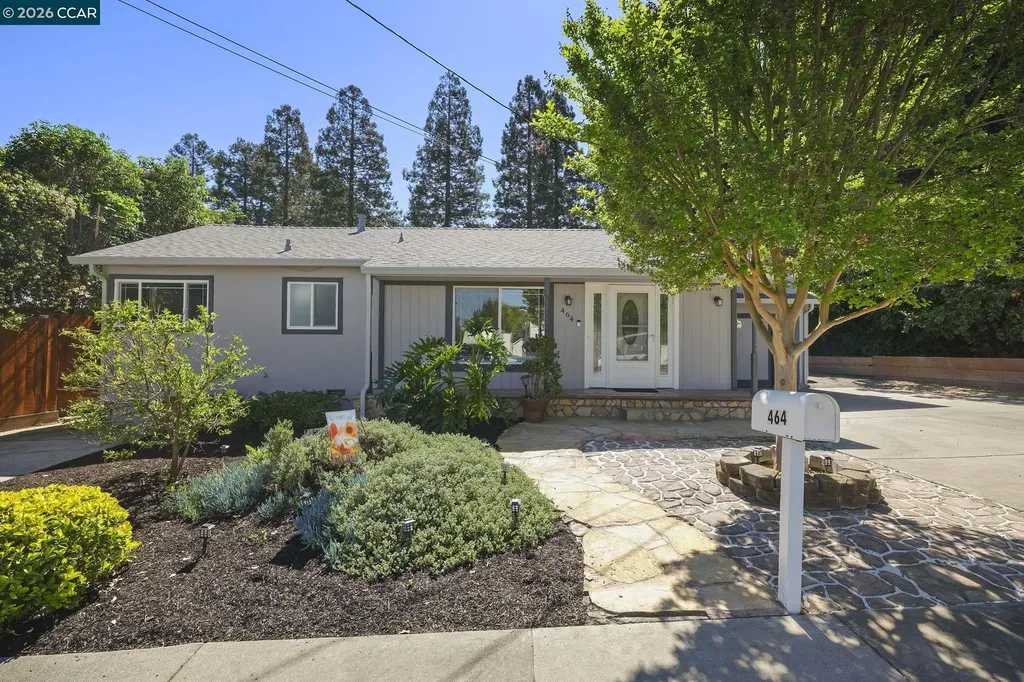 464 Palm Avenue Martinez CA 94553