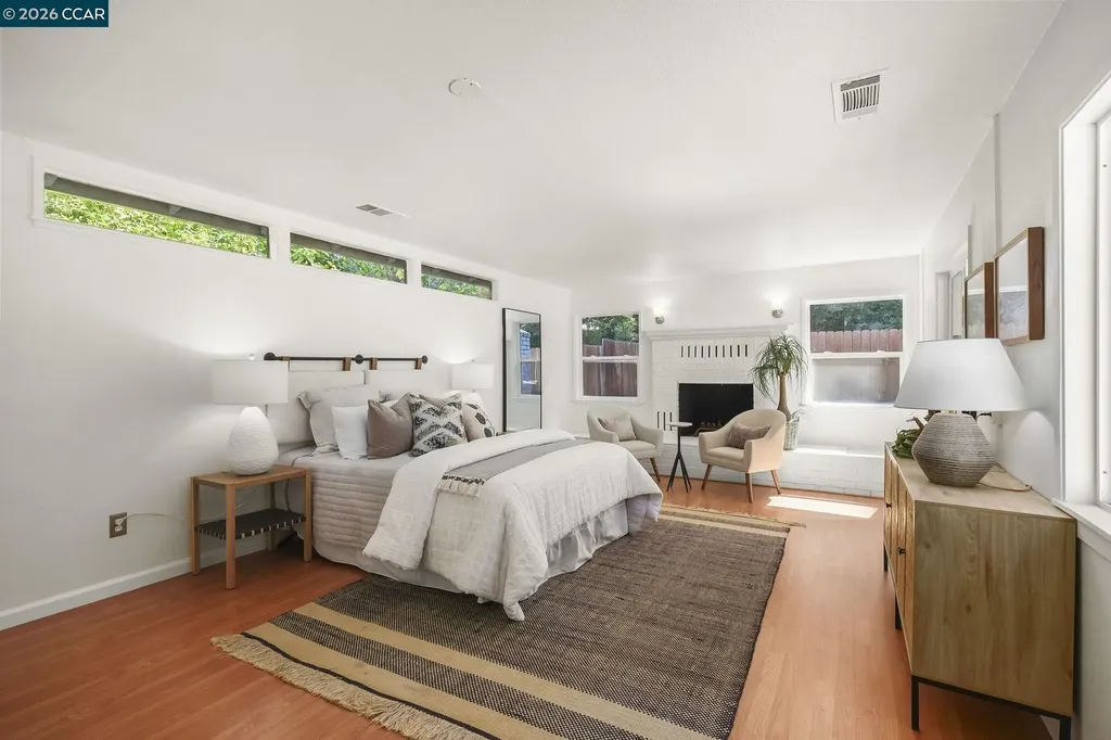 464 Palm Avenue Martinez CA 94553