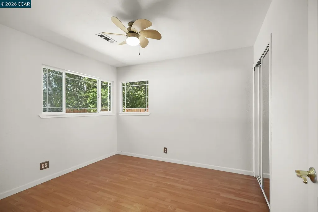 464 Palm Avenue Martinez CA 94553
