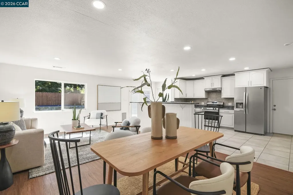 464 Palm Avenue Martinez CA 94553