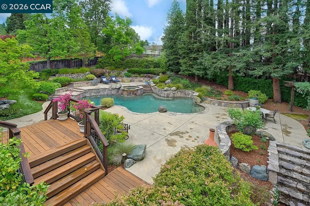 304 Livorna Heights Road Alamo CA 94507