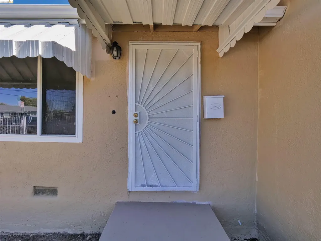 138 Eldridge Avenue Oakland CA 94603