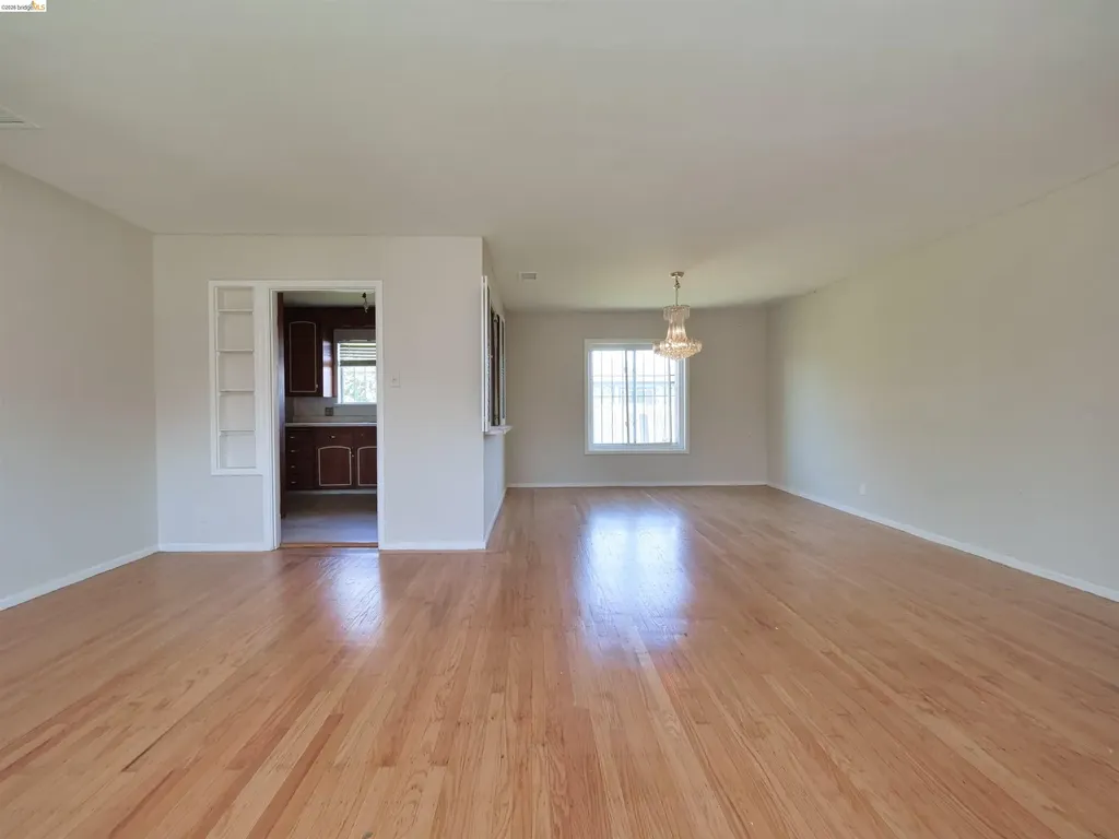 138 Eldridge Avenue Oakland CA 94603