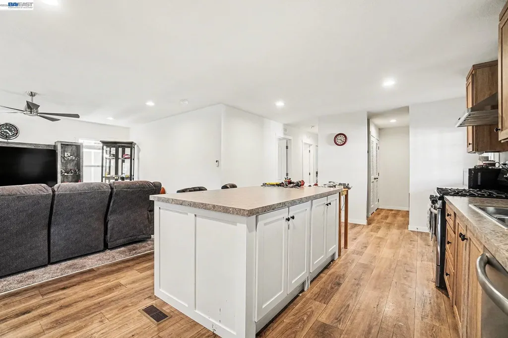 16711 Marsh Creek Road Clayton CA 94517