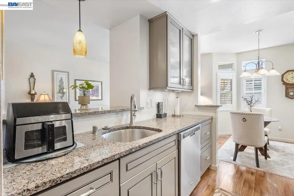 8040 Mountain View Drive Pleasanton CA 94588
