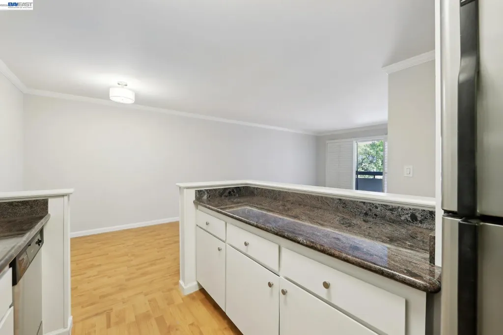 385 Jayne Avenue Oakland CA 94610