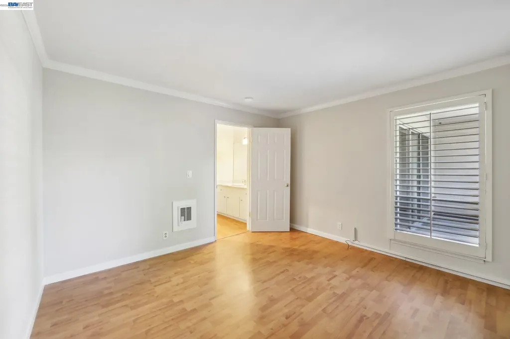 385 Jayne Avenue Oakland CA 94610