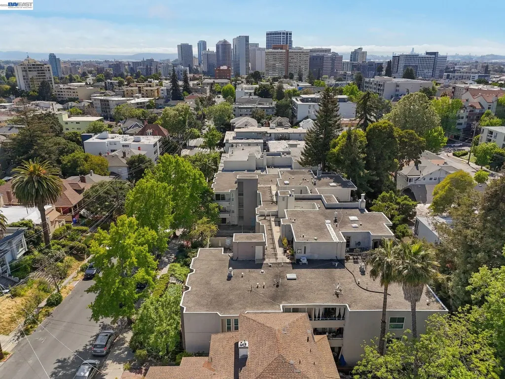 385 Jayne Avenue Oakland CA 94610